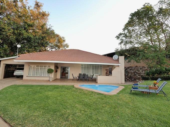 Poinsettia Family Cottage Hazyview Εξωτερικό φωτογραφία